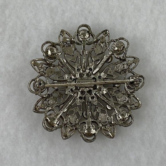 Vintage Monet Aurora Borealis Brooch Star Burst Flower Signed Rhinestone Pin - Picture 5 of 7